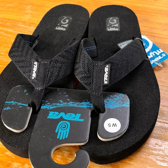 NWT Teva Women’s Mush II Flip-Flop - Picture 5 of 12